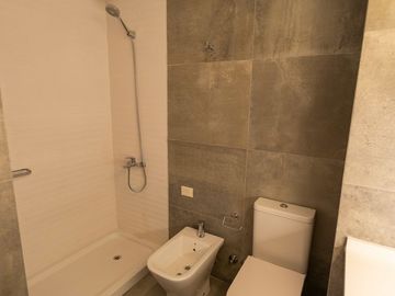 VENTA 5 AMBIENTES A ESTRENAR CON BALCON CABALLITO