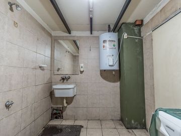LOCAL COMERCIAL EN PARQUE PATRICIOS