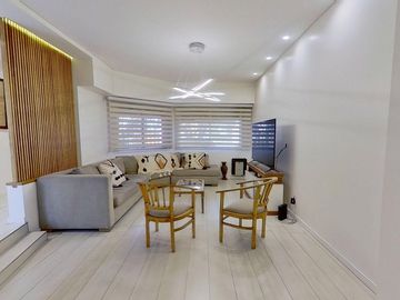 VENTA CASA PARQUE CHACABUCO COCHERA QUINCHO 4 AMB