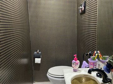 PISO VENTA 4 AMB CON DEP BALCÓN  COCHERA BAULERA