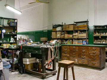 DEPÓSITO EN PARQUE CHACABUCO 320 m² EN DOS PLANTAS