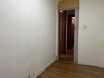VENTA DEPTO 3 AMB CON ESCRITORIO COCHERA Y PATIO