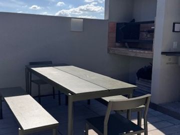 Venta 4 ambientes con balcón y cochera-Caballito