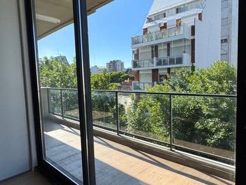 Venta 4 ambientes con balcón y cochera-Caballito