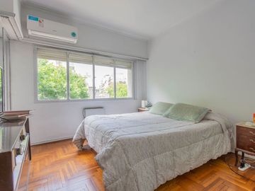 VENTA DEPARTAMENTO 4 AMBIENTES  CABALLITO COCHERA