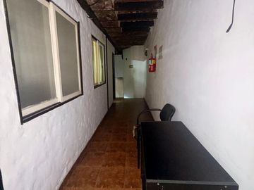 LOCAL COMERCIAL EN VENTA EN MONSERRAT GRAN SOTANO