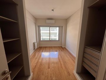 VENTA 4 AMBIENTES CON BALCON Y COCHERA CABALLITO