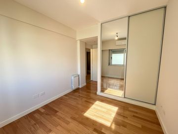 DEPTO 4 AMB CABALLITO A ESTRENAR BALCÓN Y COCHERA