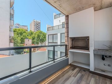2 AMBIENTES DE 55 M2 C/BALCÓN TERRAZA Y PARRILLA