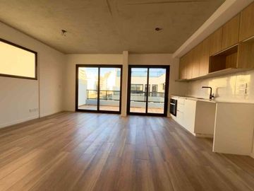 2 AMBIENTES DE 114M2 C/ TERRAZA Y PARRILLA PROPIA