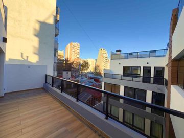 2 AMBIENTES DE 114M2 C/ TERRAZA Y PARRILLA PROPIA