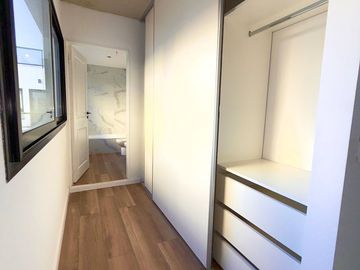 2 AMBIENTES DE 114M2 C/ TERRAZA Y PARRILLA PROPIA