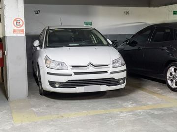 VENTA COCHERA EN PALERMO BOTANICO