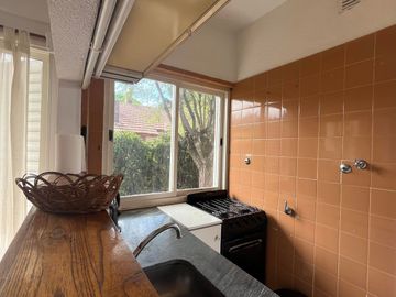VENTA DE DUPLEX EN PINAMAR CON GAS NATURAL Y PATIO