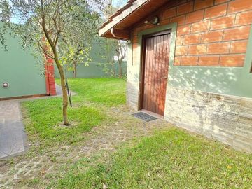 CASA VENTA COSTA AZUL QUINCHO Y CASA HUESPEDES