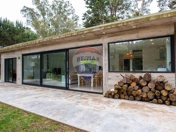 Venta casa Pinamar Isla de golf