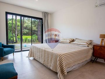 Venta casa Pinamar Isla de golf