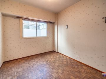 venta departamento 2 amb con patio y baulera