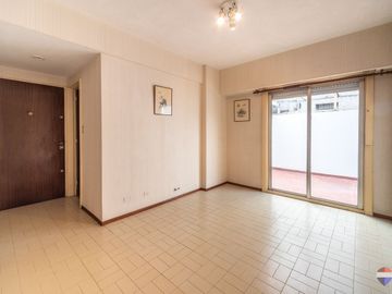 venta departamento 2 amb con patio y baulera