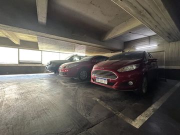 Cochera en venta en Palermo c/seguridad 24hs