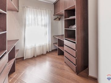Venta Casa 4 amb. Club de Campo Los Puentes, Luján