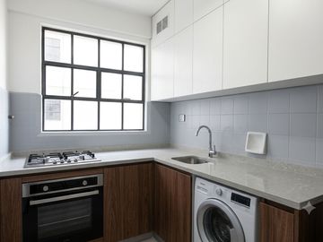 Venta departamento Flores piso alto y luminoso