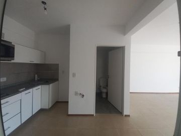 Monoambiente Balcon y Cochera- Venta-Villa Urquiza
