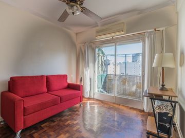 VENTA DEPARTAMENTO TRES AMBIENTES CON BALCON