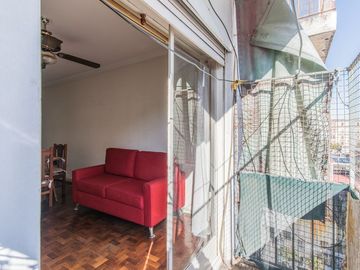 VENTA DEPARTAMENTO TRES AMBIENTES CON BALCON