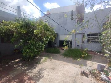 Casa, Venta, 2 Familias, Cochera, Local, Merlo