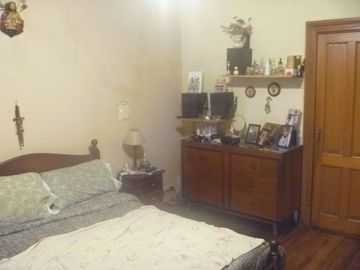 PH en Venta en Boedo. con cochera , sin expensas.