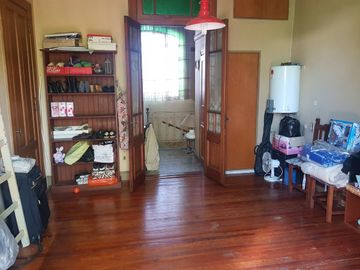 PH en Venta en Boedo. con cochera , sin expensas.