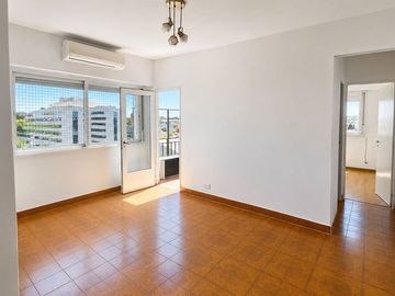 VENTA DEPARTAMENTO 2 AMBIENTES CON COCHERA RAMOS M