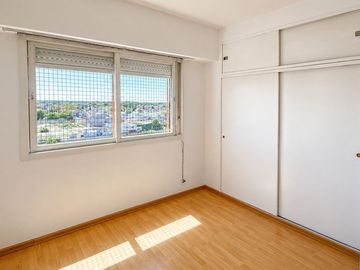 VENTA DEPARTAMENTO 2 AMBIENTES CON COCHERA RAMOS M