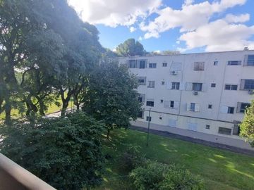 Venta departamento de 3 amb Villa Pueyrredon
