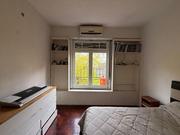 VENTA DEPARTAMENTO 4 AMB + DEPENDENCIA - BALVANERA