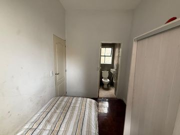 VENTA DEPARTAMENTO 4 AMB + DEPENDENCIA - BALVANERA