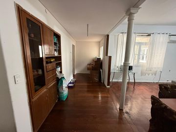 VENTA DEPARTAMENTO 4 AMB + DEPENDENCIA - BALVANERA