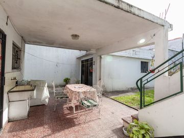 Casa  Parque Avellaneda Multifamiliar con Garaje