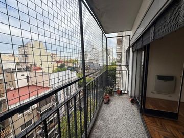 VENTA DPTO 3 AMBIENTES + DEPENDENCIA - BALVANERA