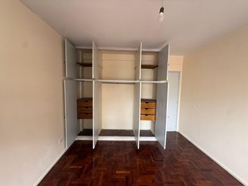 VENTA DPTO 3 AMBIENTES + DEPENDENCIA - BALVANERA