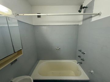 VENTA DPTO 3 AMBIENTES + DEPENDENCIA - BALVANERA