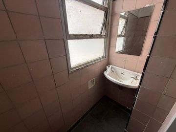 VENTA DPTO 3 AMBIENTES + DEPENDENCIA - BALVANERA