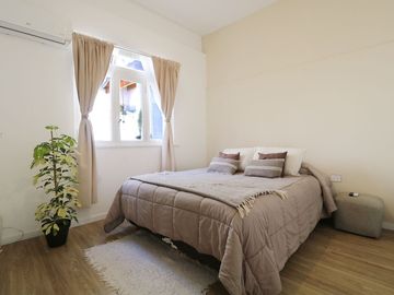 VENTA PH 3 AMB. CON PATIO EN PLANTA BAJA - FLORES