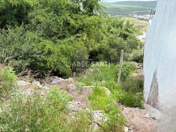 TERRENO EN VENTA EN JURIQUILLA