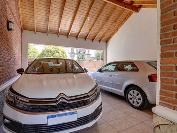 Venta de hermosa casa en Belen de Escobar