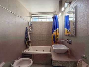 Depto 3 amb con playroom, 2 cocheras y amenities