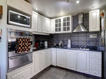 Depto 3 amb con playroom, 2 cocheras y amenities