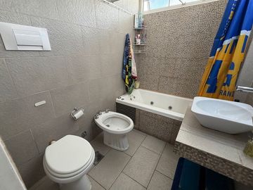 Depto 3 amb con playroom, 2 cocheras y amenities