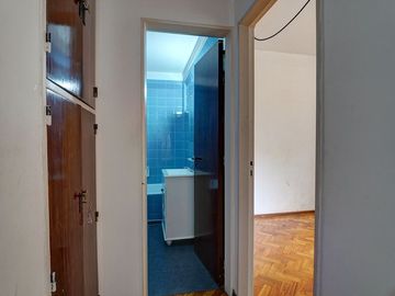 Depto. dos ambientes en V Urquiza - apto prof